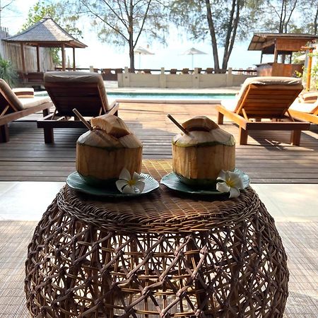The Gili Beach Resort Gili Trawangan Exterior foto