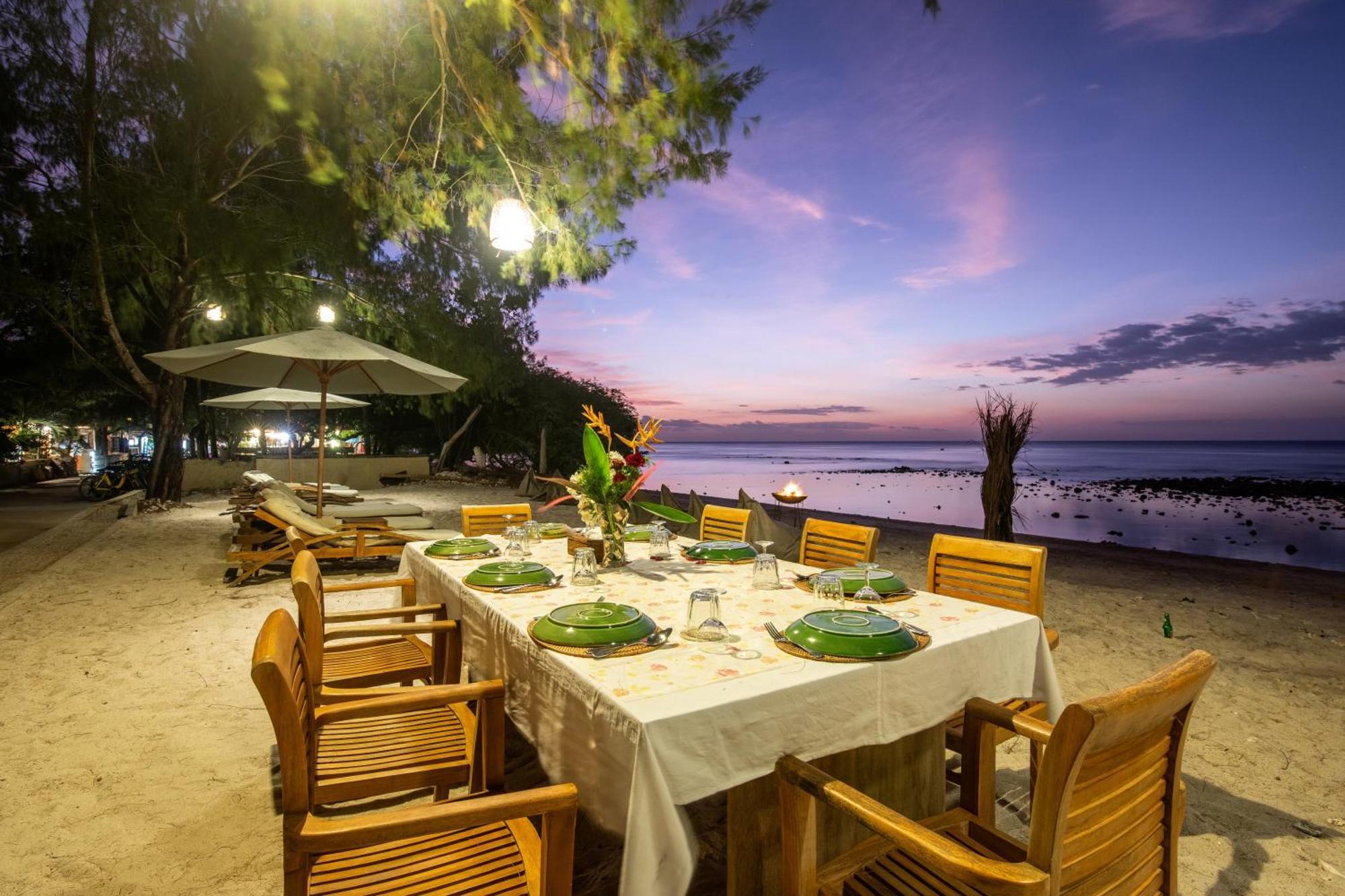 The Gili Beach Resort Gili Trawangan Exterior foto